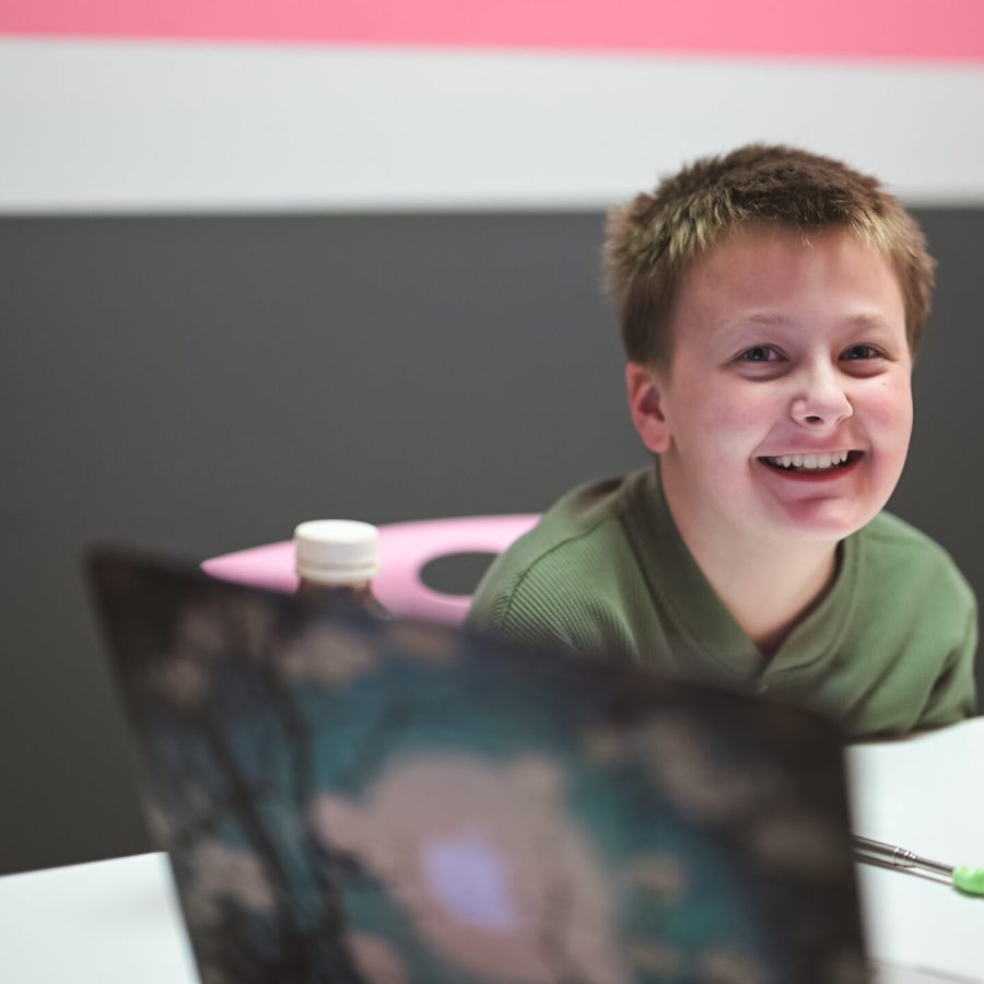 DSC_0936.00_01_58_107.Still015